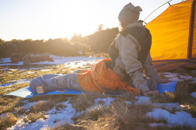 How to Sleep Outside Without Tent