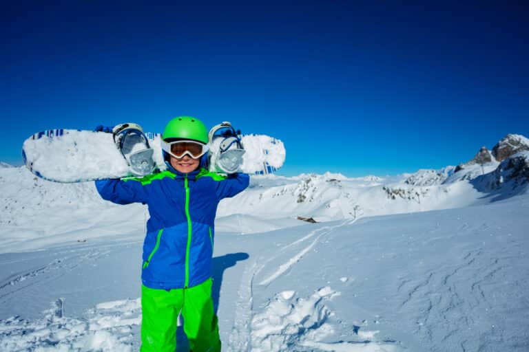 10 Must-Haves for Taking Kids Snowboarding: Your Essential Guide